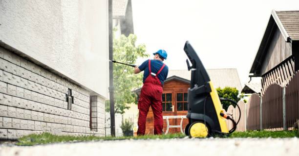 Best Driveway Pressure Washing  in Wfield, IN